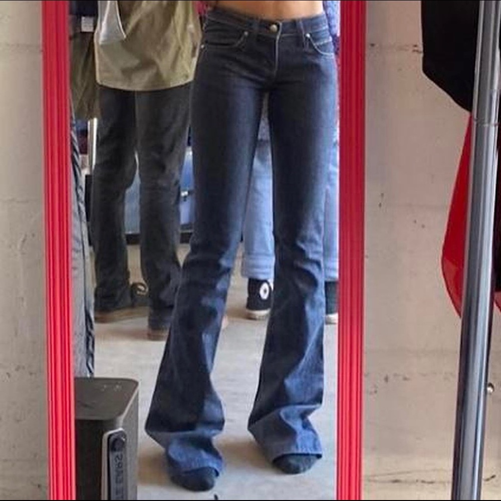 JUICY COUTURE LOW RISE JEANS